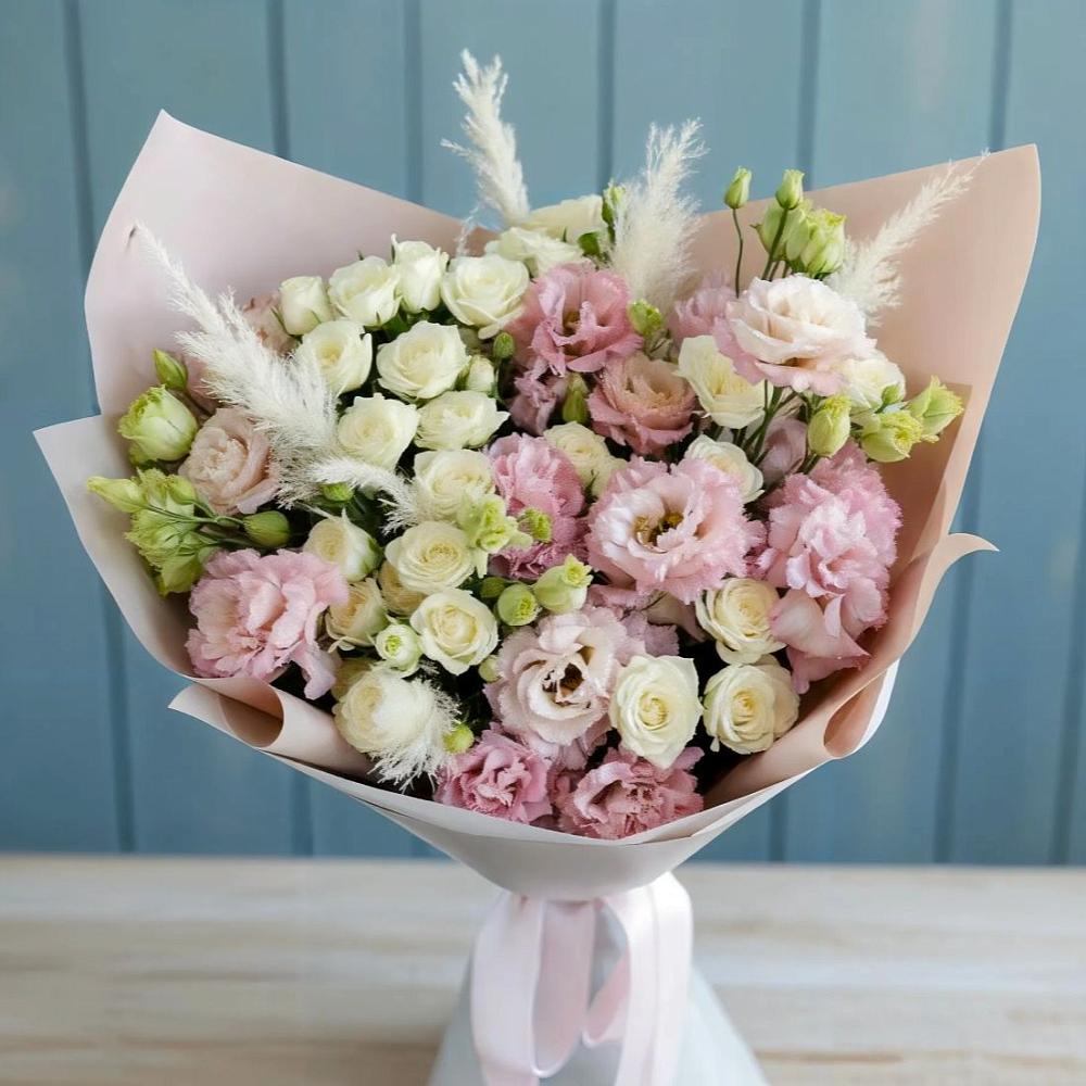 Букет цветов из: Альстромерии и Розы в Южно-Сухокумске