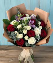 Букет цветов из:  Розы и Альстромерии в Южно-Сухокумске