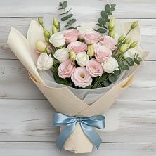 Букет цветов из:  Лизиантусы в Южно-Сухокумске