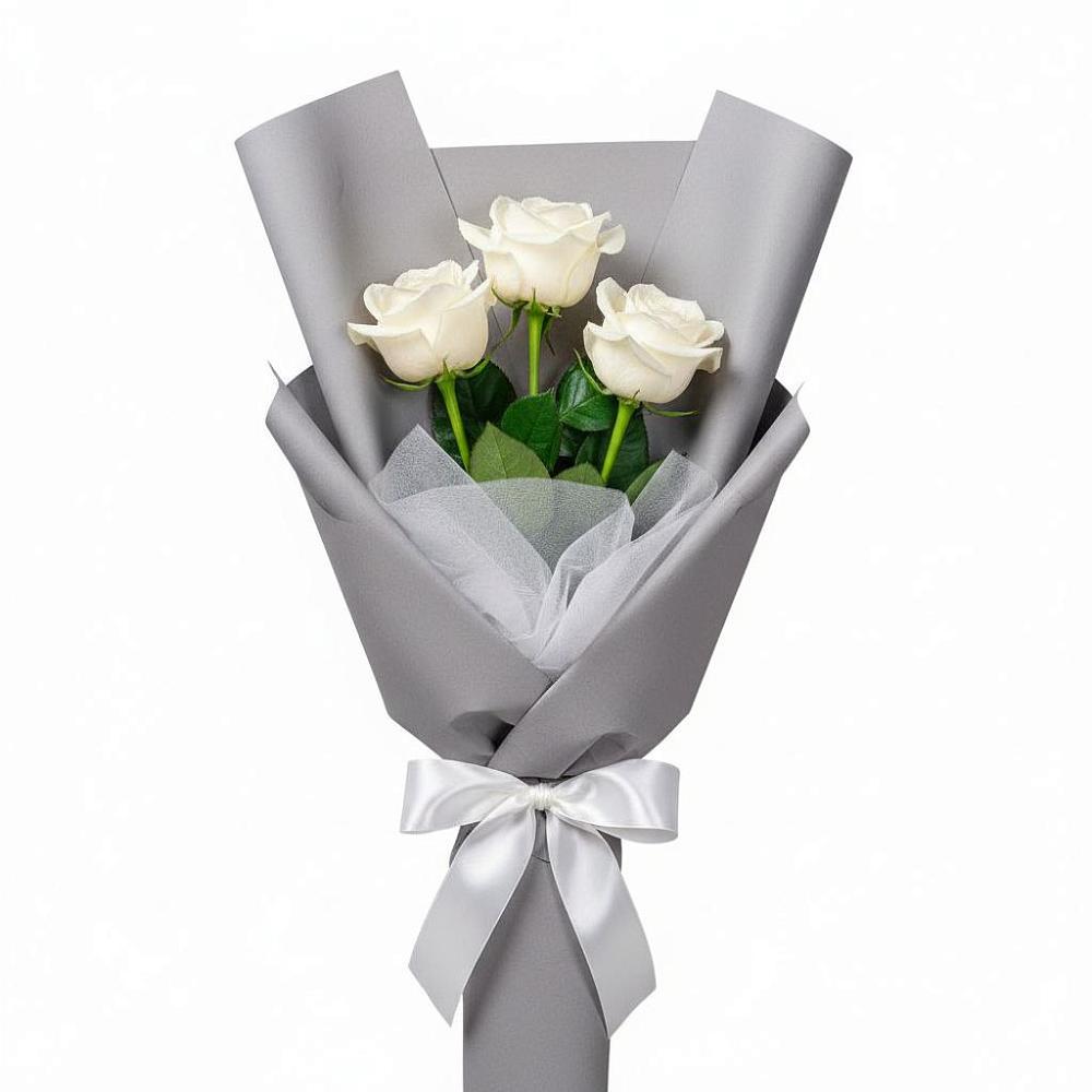 Букет 3 белые розы в Южно-Сухокумске