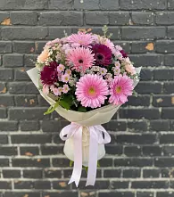 Букет цветов из:  Герберы и Хризантемы в Южно-Сухокумске